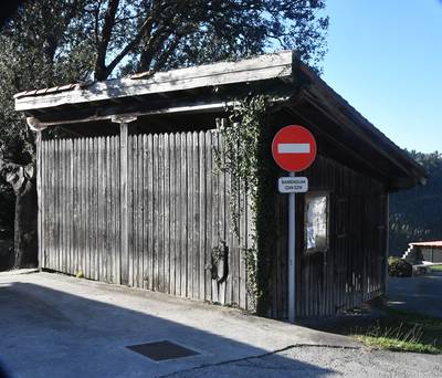 Azala - Asterrikako perratokia