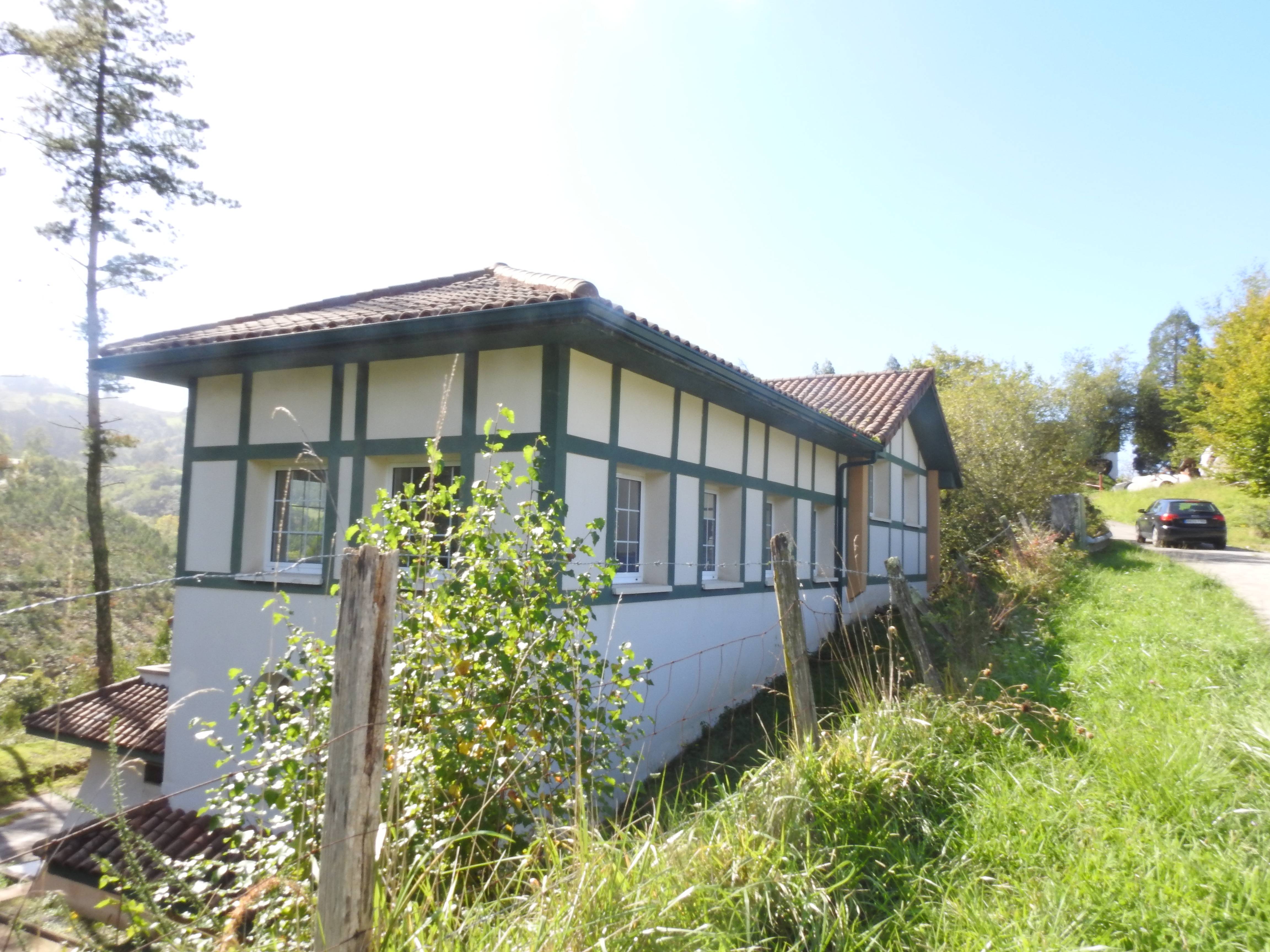 Monako araztegia eta ur-biltegia