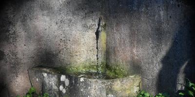 Orubiako iturria eta garbilekua