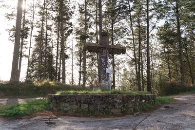 Azala - Madalenako gurutzea