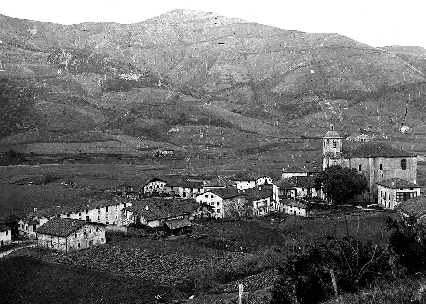 Berriatuko herria [Argazkia]