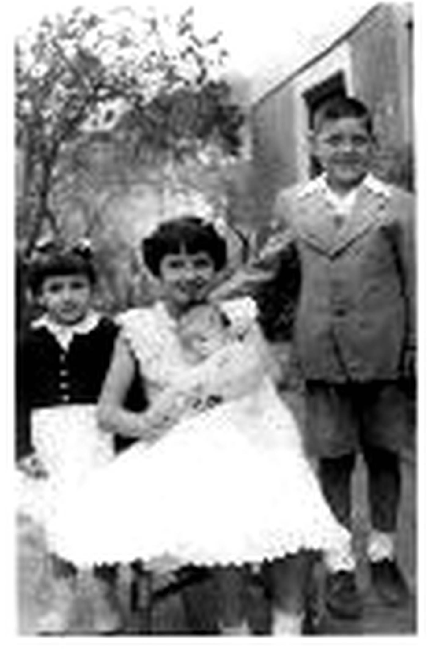 Juanita, Begoña, Pedro eta Josefina Etxeberria Egia. [Argazkia]