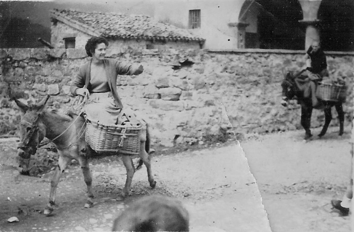 Esne saltzaileak. Eugenia Zabala Telleria "Zeleta". [Argazkia]