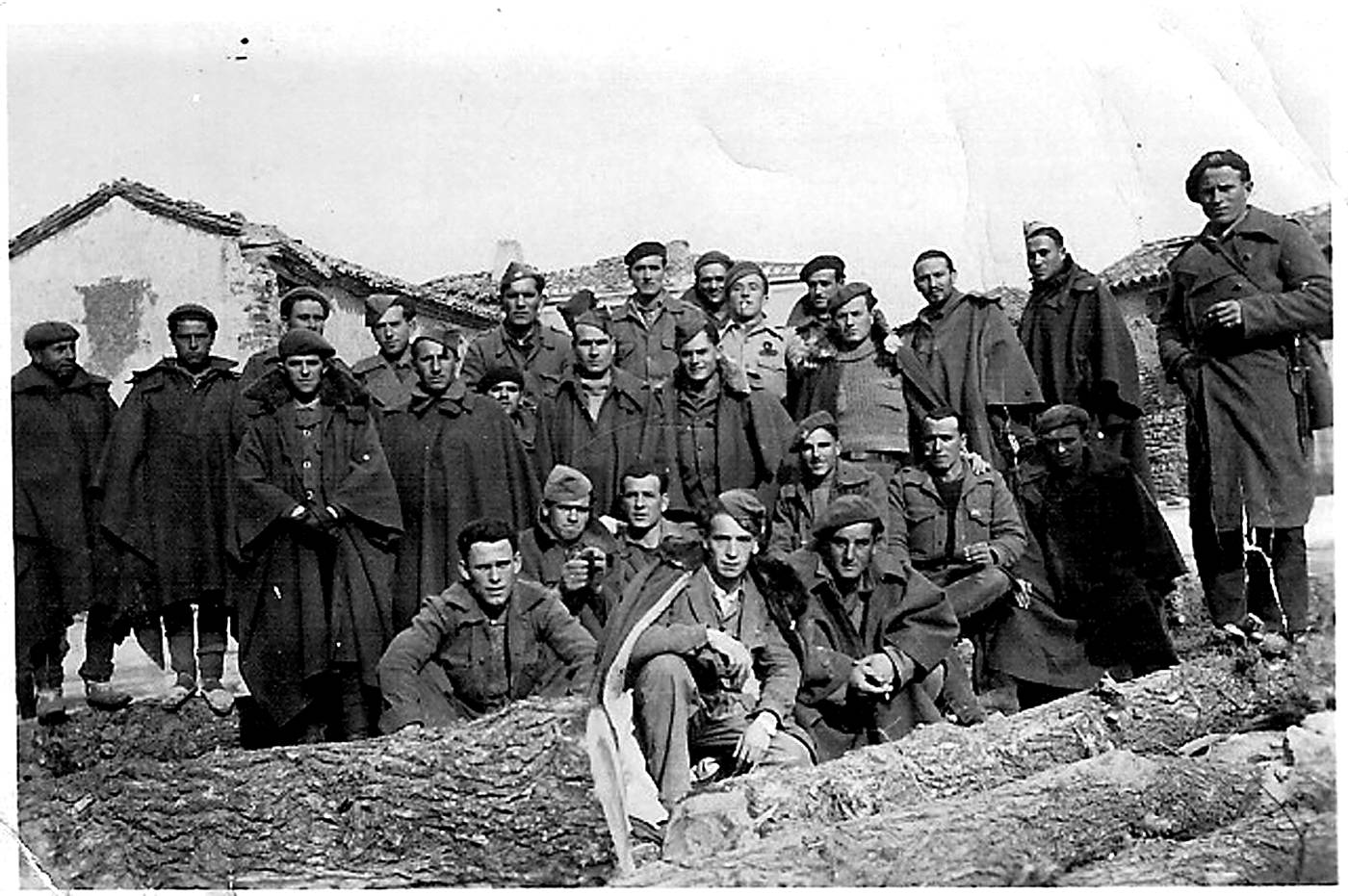 1936ko gerra. Francoren armadako soldaduak. [Argazkia]