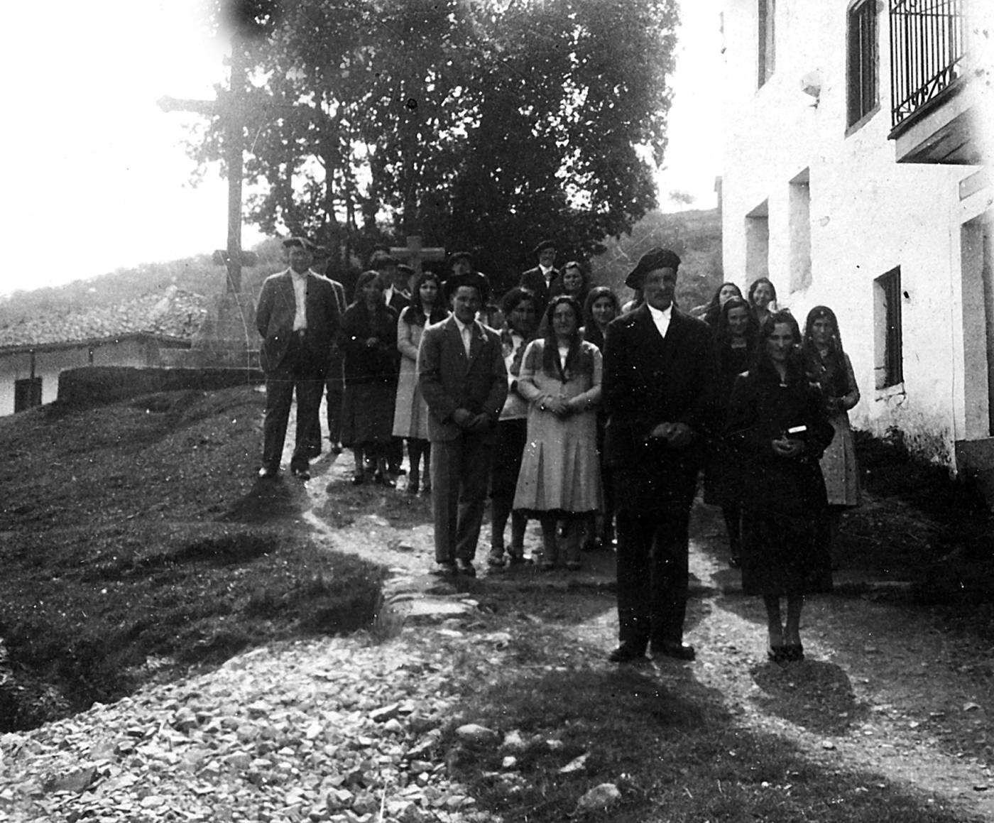 Euskal ezkontza. Hermerejildo Plaza eta Ramona Urizarbarrenaren ezkontza [Argazkia]