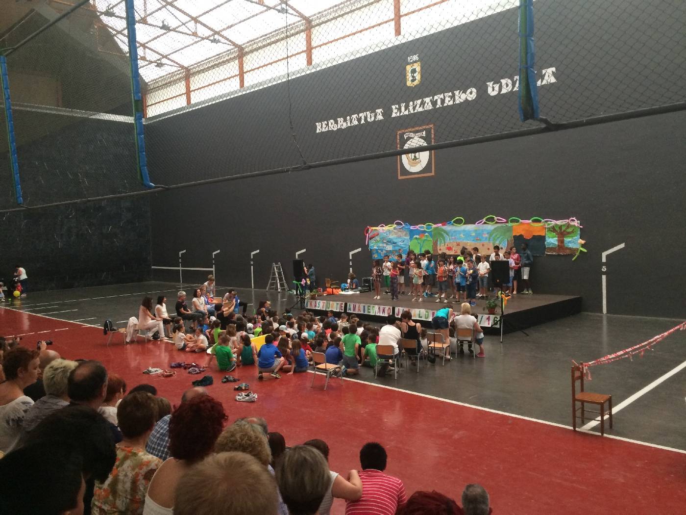 Eskolako jaialdia 2016 [Argazki bilduma]